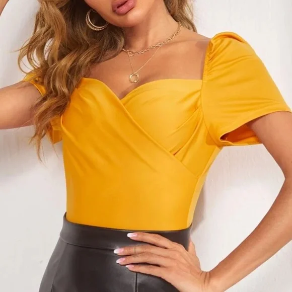 08 Puff Sleeve Sweetheart neck Bodysuit - Picture 5 of 11